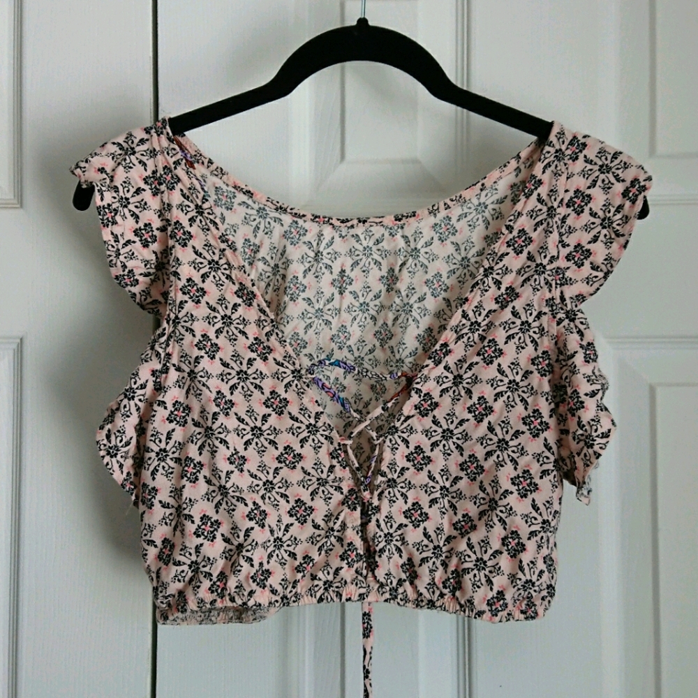 Cropped Lace-Up Boho Top, Women's M